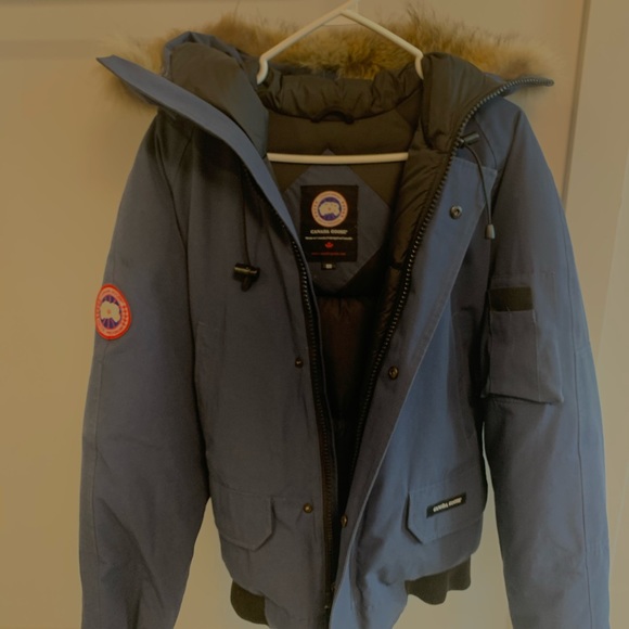 Canada Goose Bomber Jacket - Picture 3 of 8